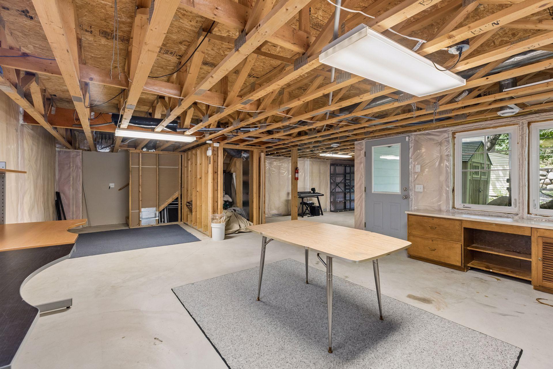 Third lower level. An additional 900 sq feet.