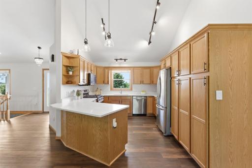 Vaulted Ceilings and plenty of cabinet storage!