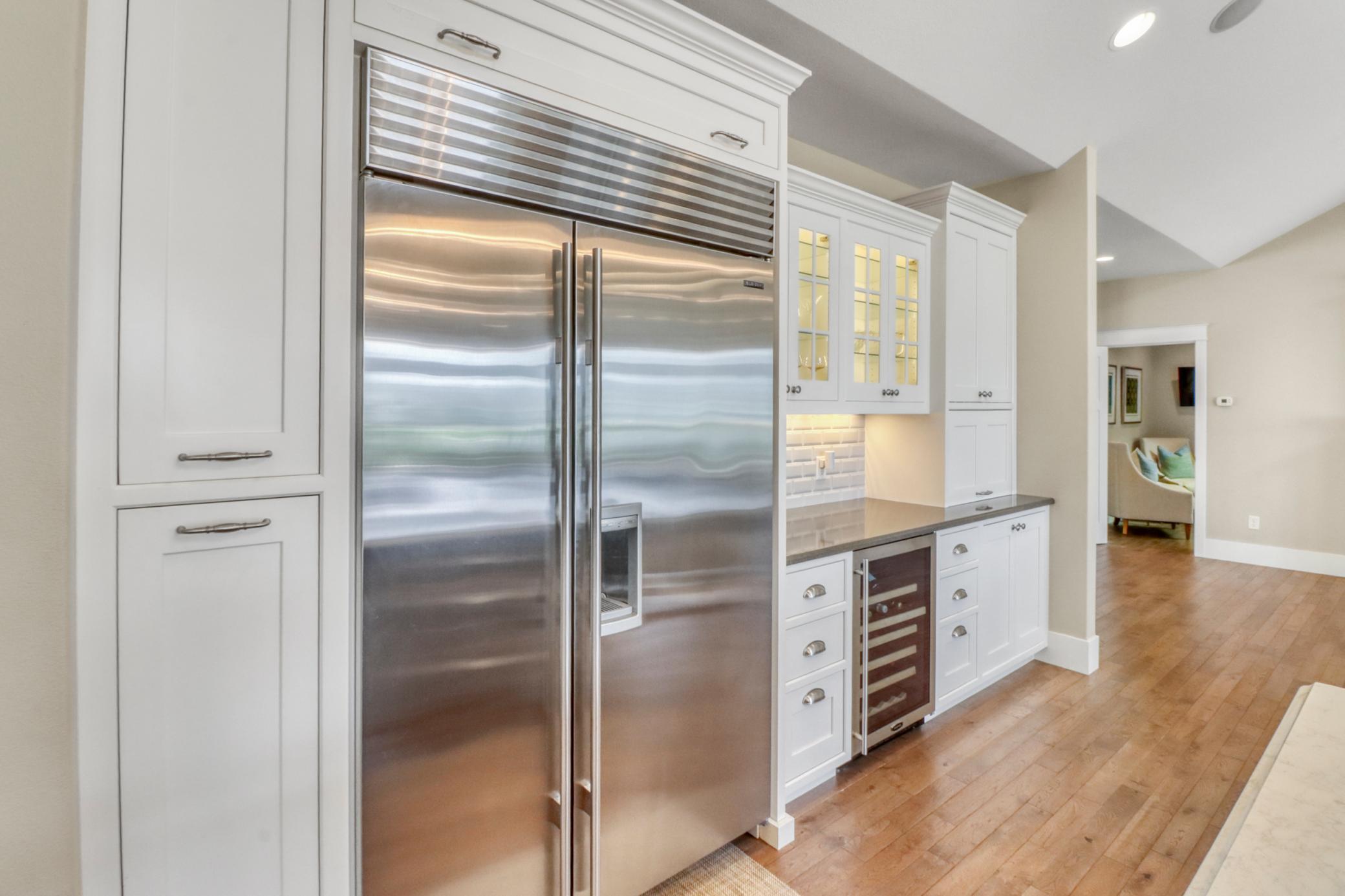 Kitchen1_5.JPG