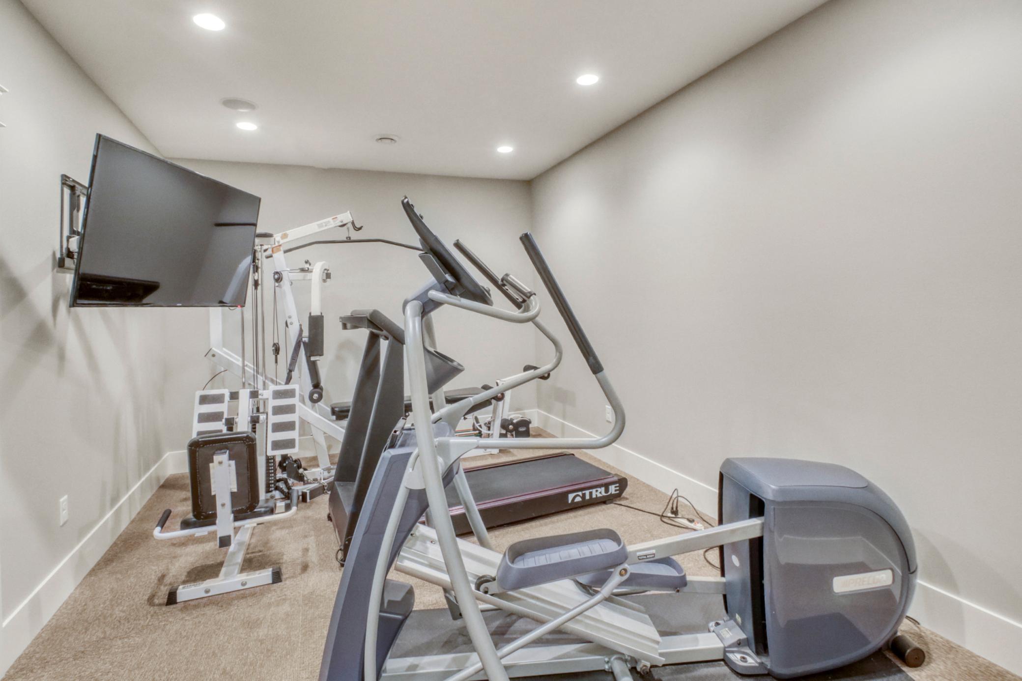 Exercise room1_1.JPG
