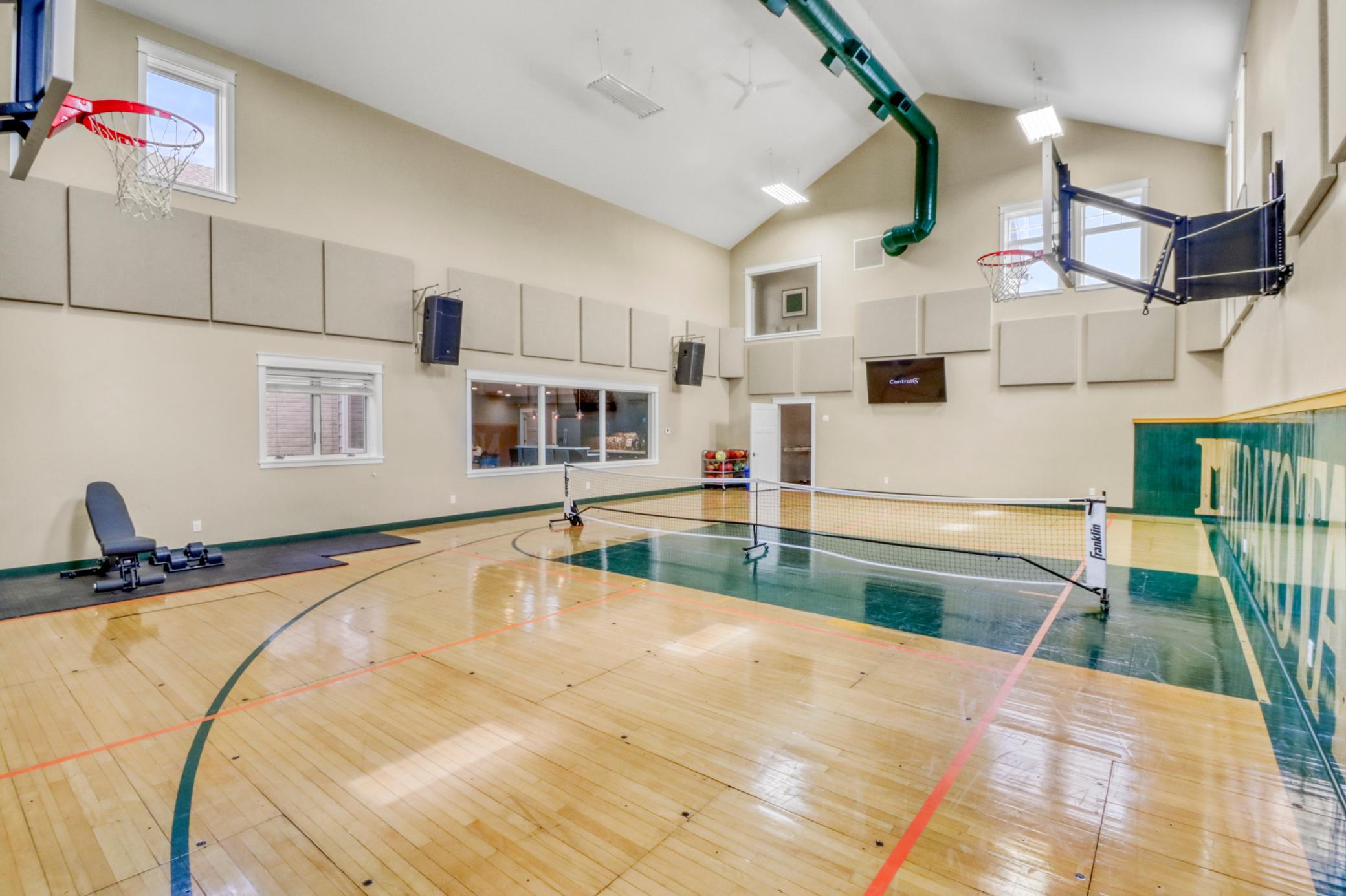 Basketball court1_3.JPG