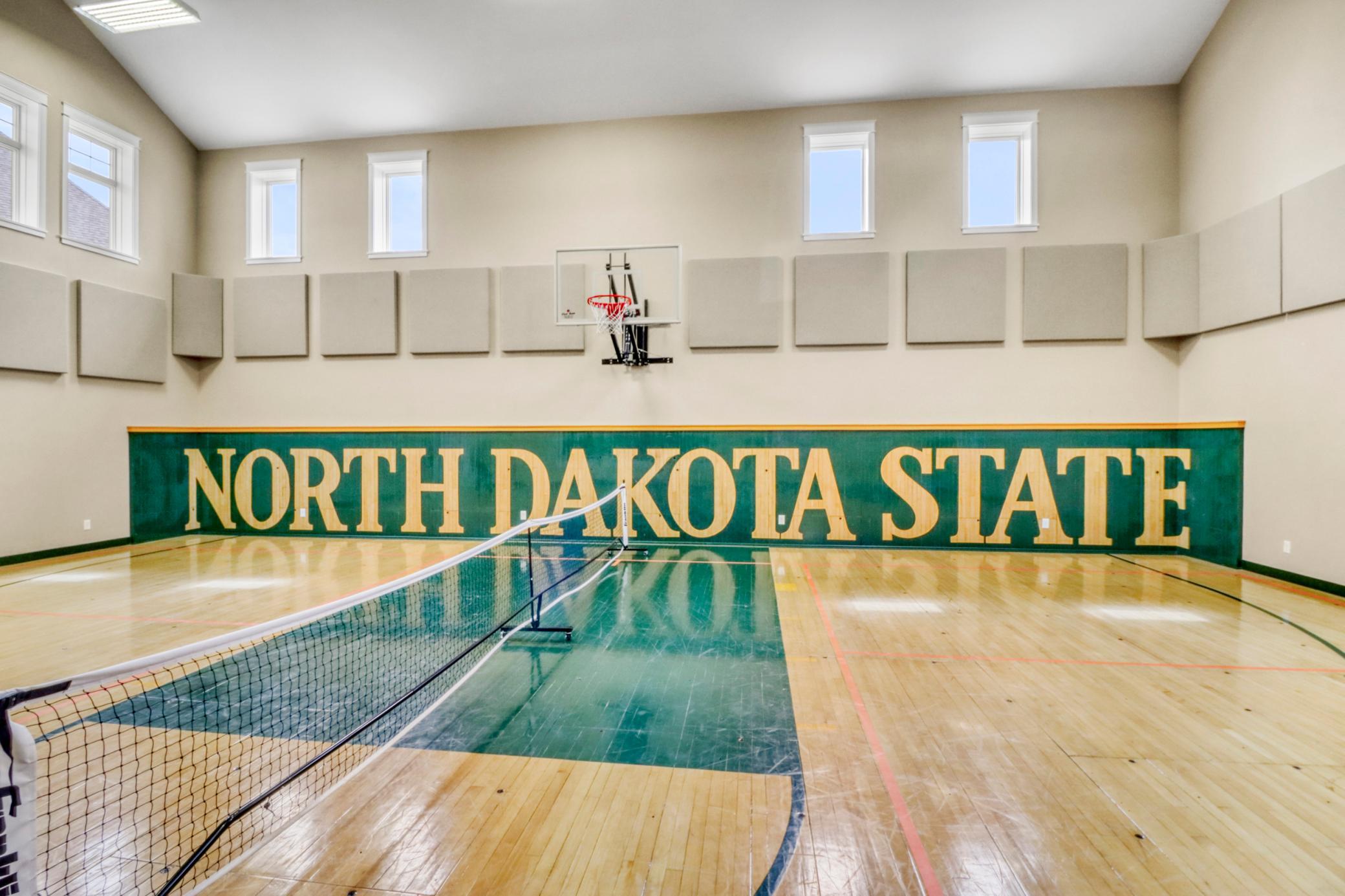 Basketball court1_4.JPG