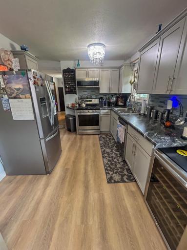 2101 Laramie Trail, Minneapolis, MN 55444