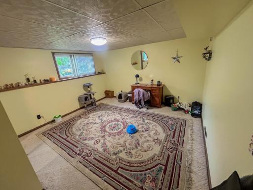 2101 Laramie Trail, Minneapolis, MN 55444