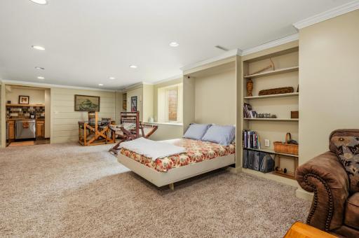 2406 Mckinney Lake Road, Grand Rapids, MN 55744