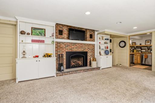 2406 Mckinney Lake Road, Grand Rapids, MN 55744