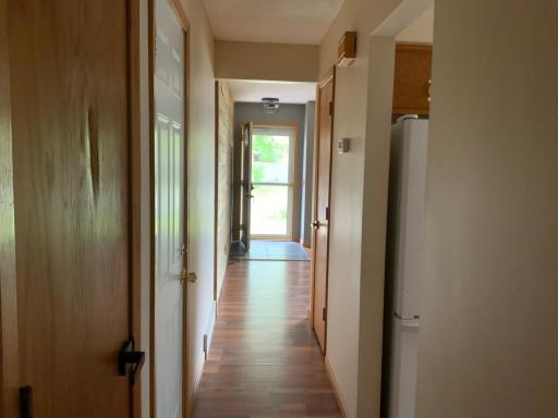 954 Miller Street S, Shakopee, MN 55379