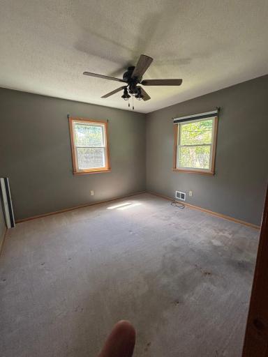 954 Miller Street S, Shakopee, MN 55379