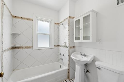3108 10th Avenue S, Minneapolis, MN 55407