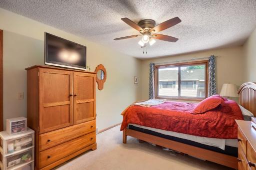 11847 Undercliff Street NW, Coon Rapids, MN 55433