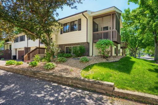 11847 Undercliff Street NW, Coon Rapids, MN 55433