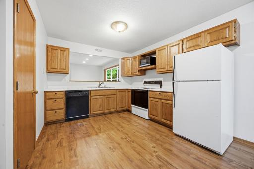 331 Maple Ridge Court, Detroit Lakes, MN 56501