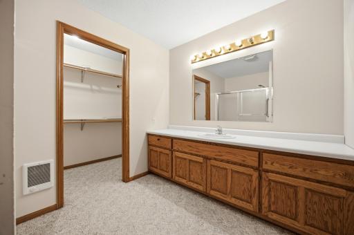 331 Maple Ridge Court, Detroit Lakes, MN 56501