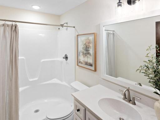 2524 Buchanan Lane S, Cambridge, MN 55008
