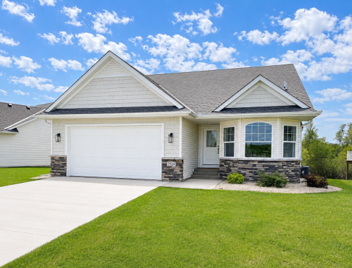 2524 Buchanan Lane S, Cambridge, MN 55008
