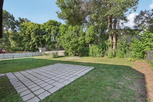 41-web-or-mls-Oliver Ave-S2708-041.jpg