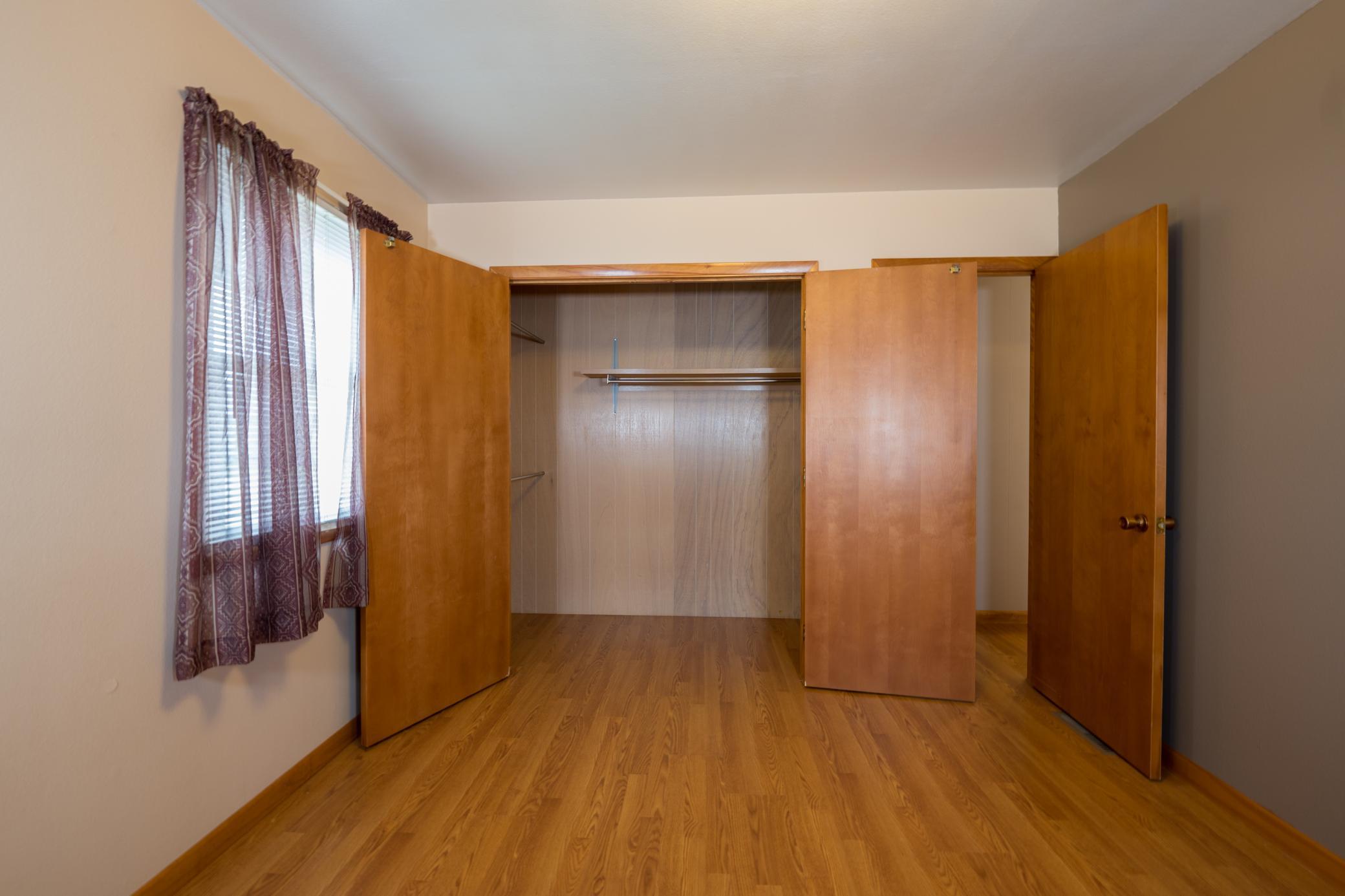 33-Bedroom 3.jpg