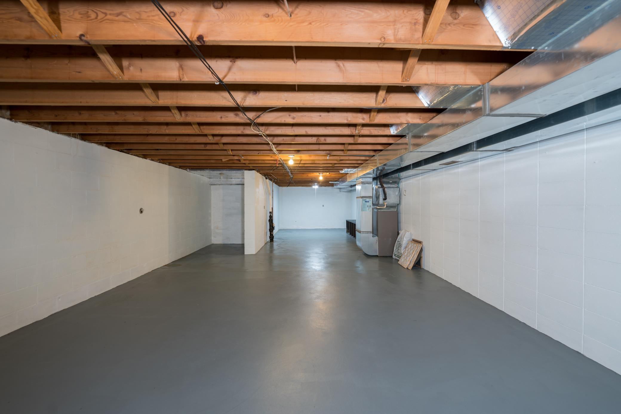 43-Basement (2).jpg