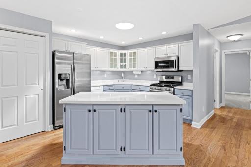 1860 Juneau Lane N, Minneapolis, MN 55447