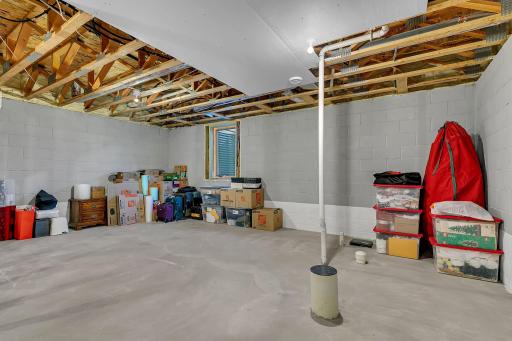 3293 Old Stone Way NE, Sauk Rapids, MN 56379