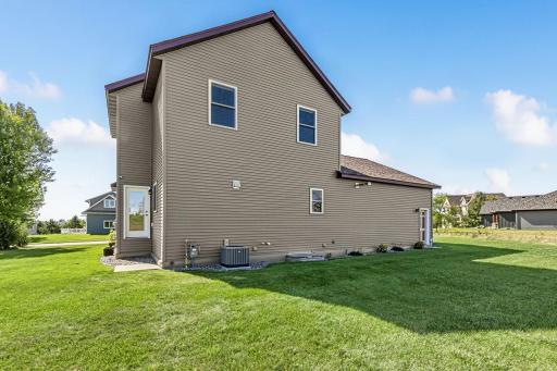 3293 Old Stone Way NE, Sauk Rapids, MN 56379