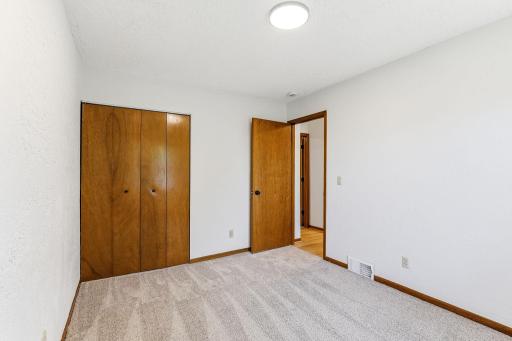 16500 Foliage Avenue W, Rosemount, MN 55068