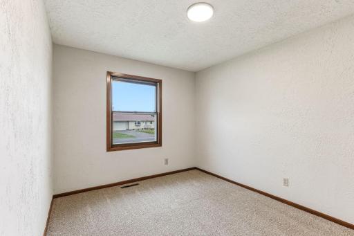 16500 Foliage Avenue W, Rosemount, MN 55068
