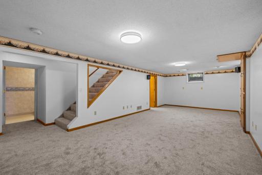 2900 115th Lane NW, Coon Rapids, MN 55433