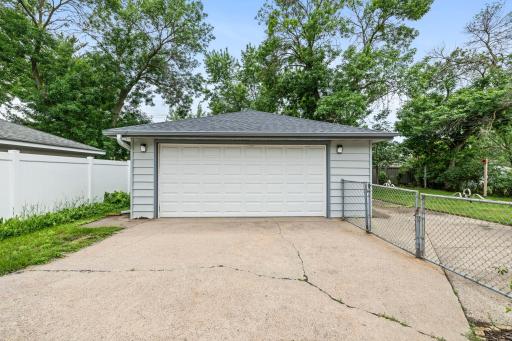 2900 115th Lane NW, Coon Rapids, MN 55433