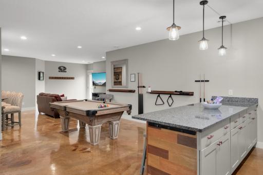 8662 240th Street E, Lakeville, MN 55044