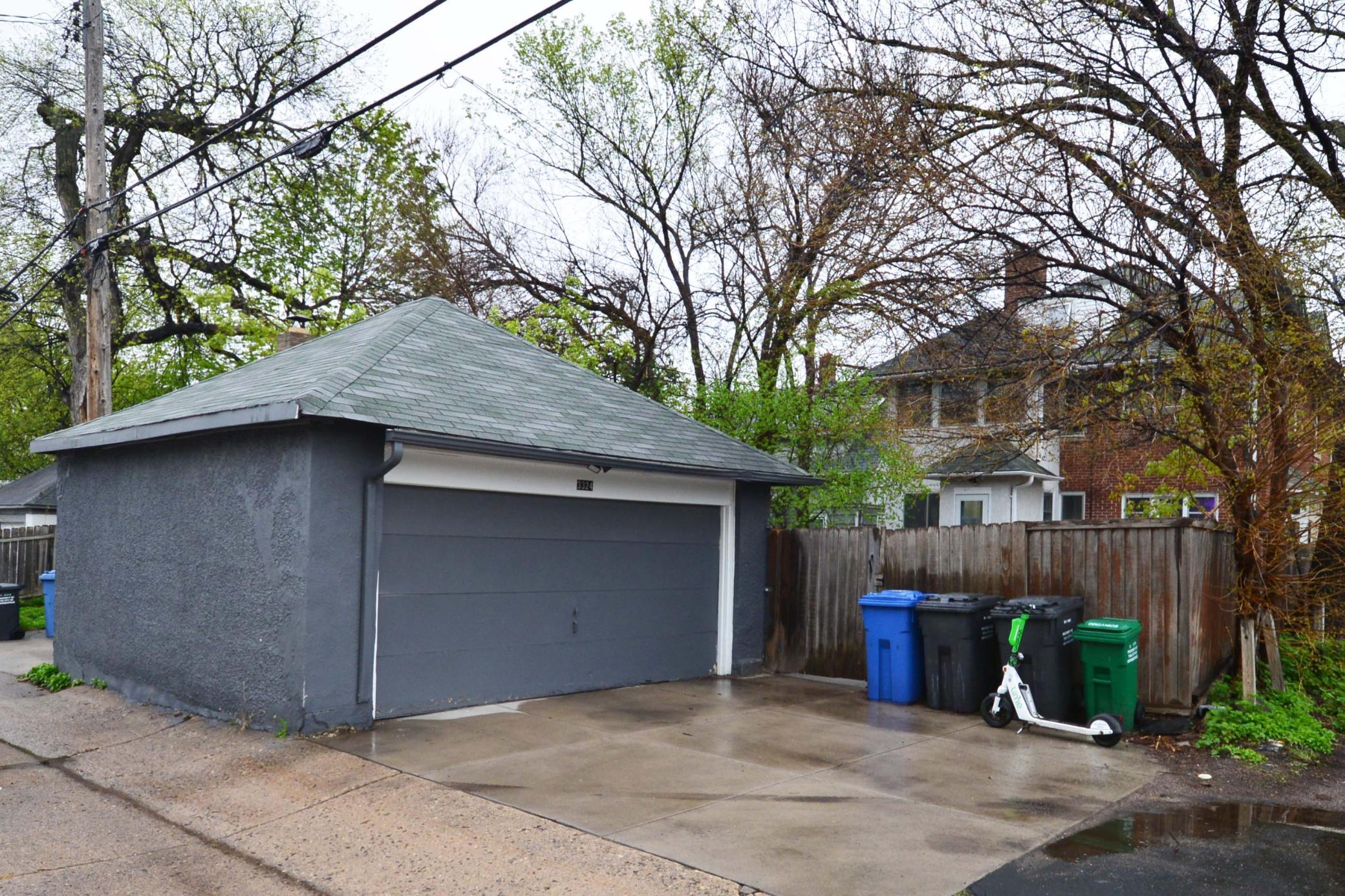 3324 Hennepin (2024) 36.jpg