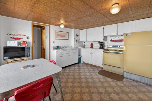 30566 Lake Eleven Drive, Sandstone, MN 55072