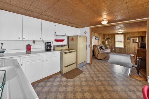 30566 Lake Eleven Drive, Sandstone, MN 55072