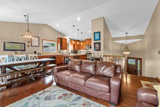 4271 Valley Forge Place, Saint Paul, MN 55123