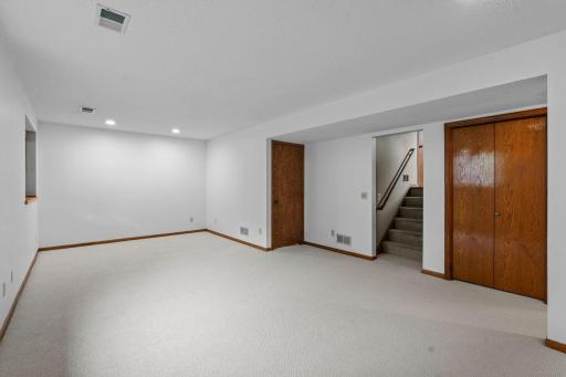Family Room-Recessed lighting cans installed in remodel