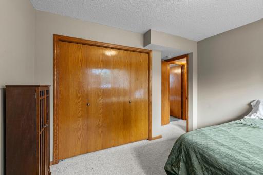 4271 Valley Forge Place, Saint Paul, MN 55123