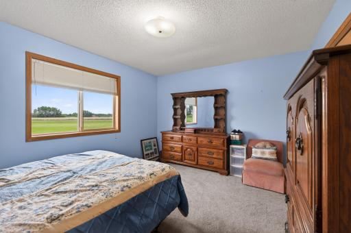 7725 Dolphin Road, Princeton, MN 55371
