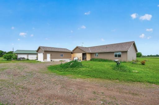 7725 Dolphin Road, Princeton, MN 55371