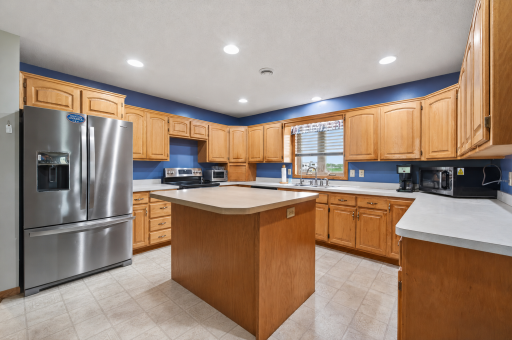 7725 Dolphin Road, Princeton, MN 55371