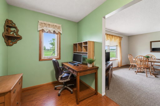 7725 Dolphin Road, Princeton, MN 55371