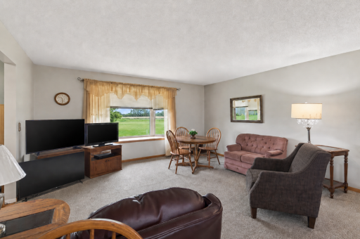 7725 Dolphin Road, Princeton, MN 55371