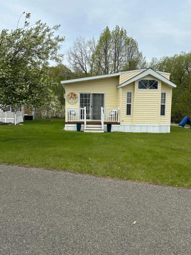 807 Brown St., Detroit Lakes, MN 56501