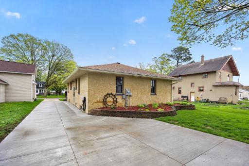 403 2nd Avenue NW, Kasson, MN 55944