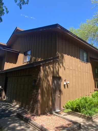 6908 Unity Avenue N, Minneapolis, MN 55429