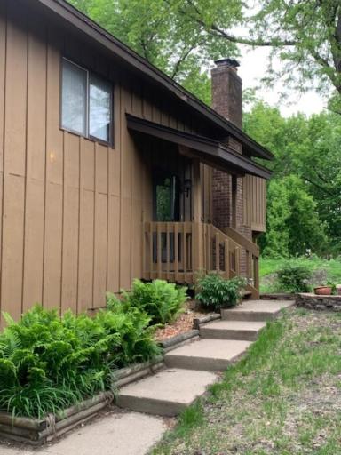 6908 Unity Avenue N, Minneapolis, MN 55429