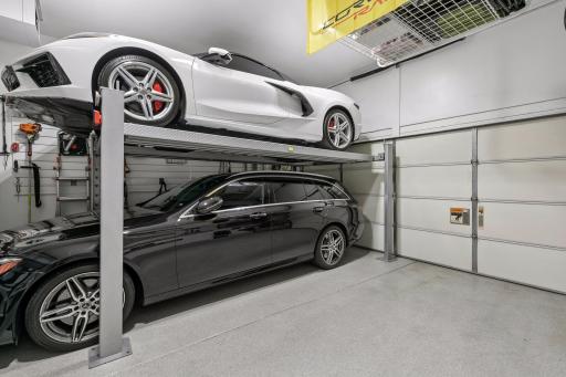 913 Oakwood Heights Circle - Spacecrafting - 0034.jpg