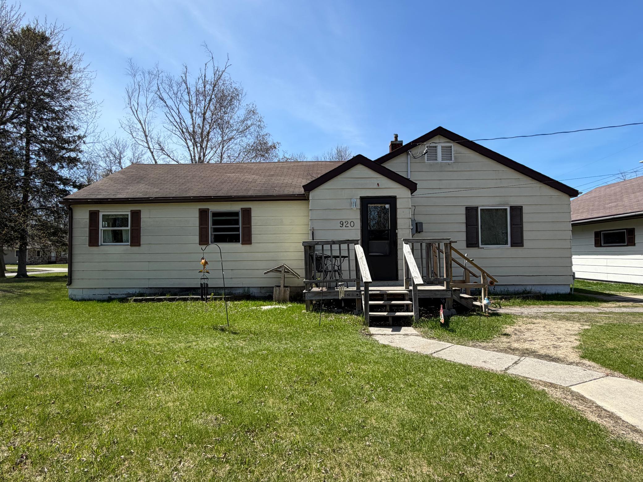 920 13th Avenue, International Falls, MN 56649