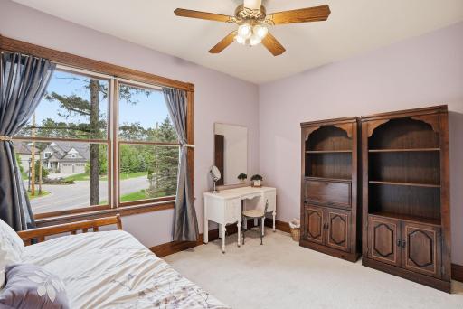 2940 Labore Road, Saint Paul, MN 55109