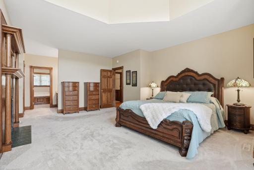 2940 Labore Road, Saint Paul, MN 55109