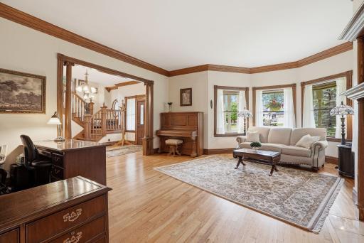 2940 Labore Road, Saint Paul, MN 55109